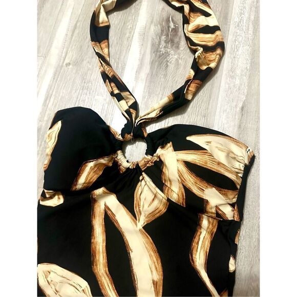 NWT DKNY Women's Black O-Ring One-Piece Bandeau-Neck Swimsuit.  Size M - Picture 4 of 7